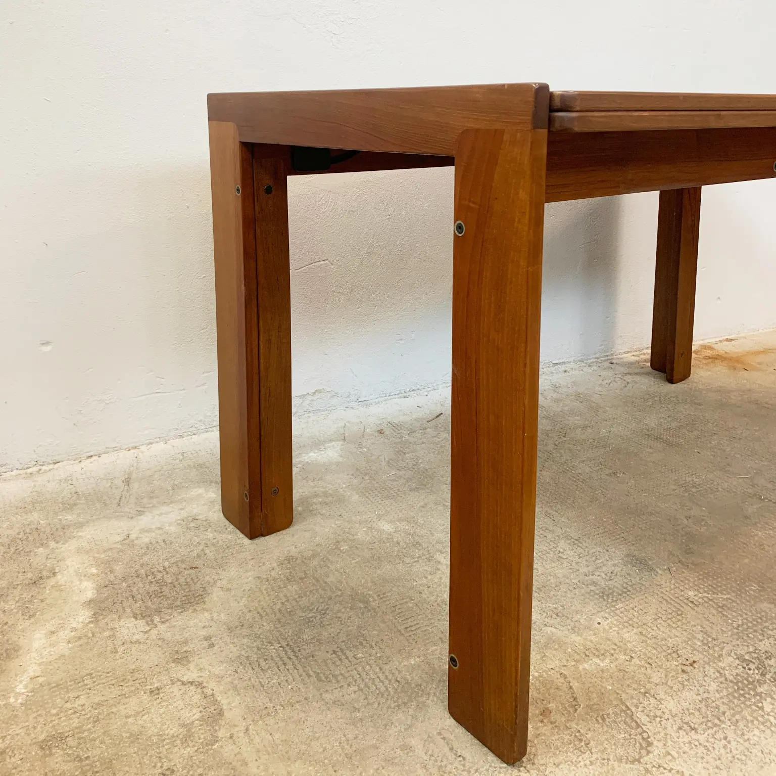 Afra e Tobia Scarpa per Cassina <br>Tavolo da pranzo allungabile mod. 778 - immagine 3