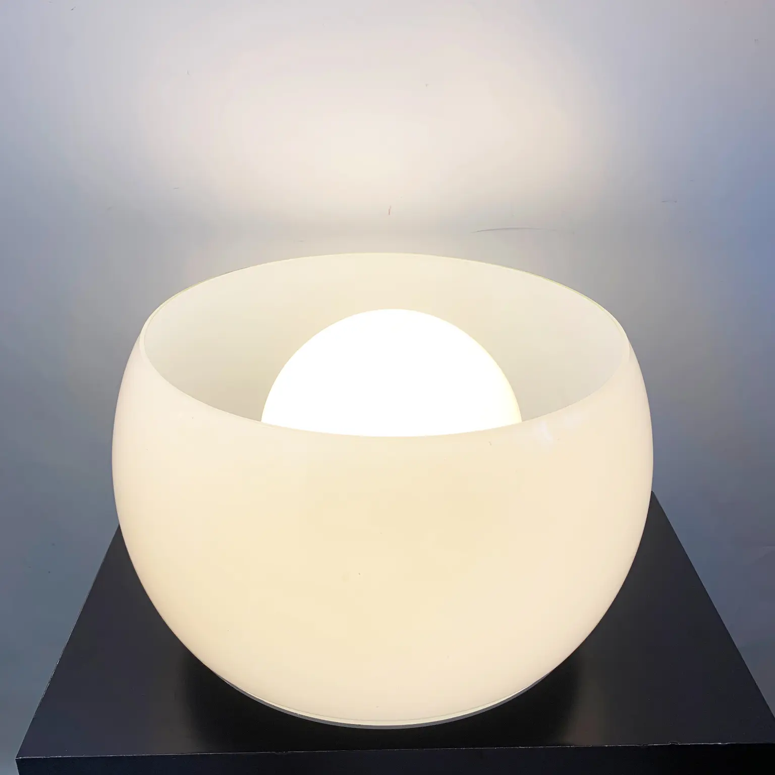 Vico Magistretti per Artemide <br> Lampada a plafoniera mod. Omega, 1962 - immagine 8