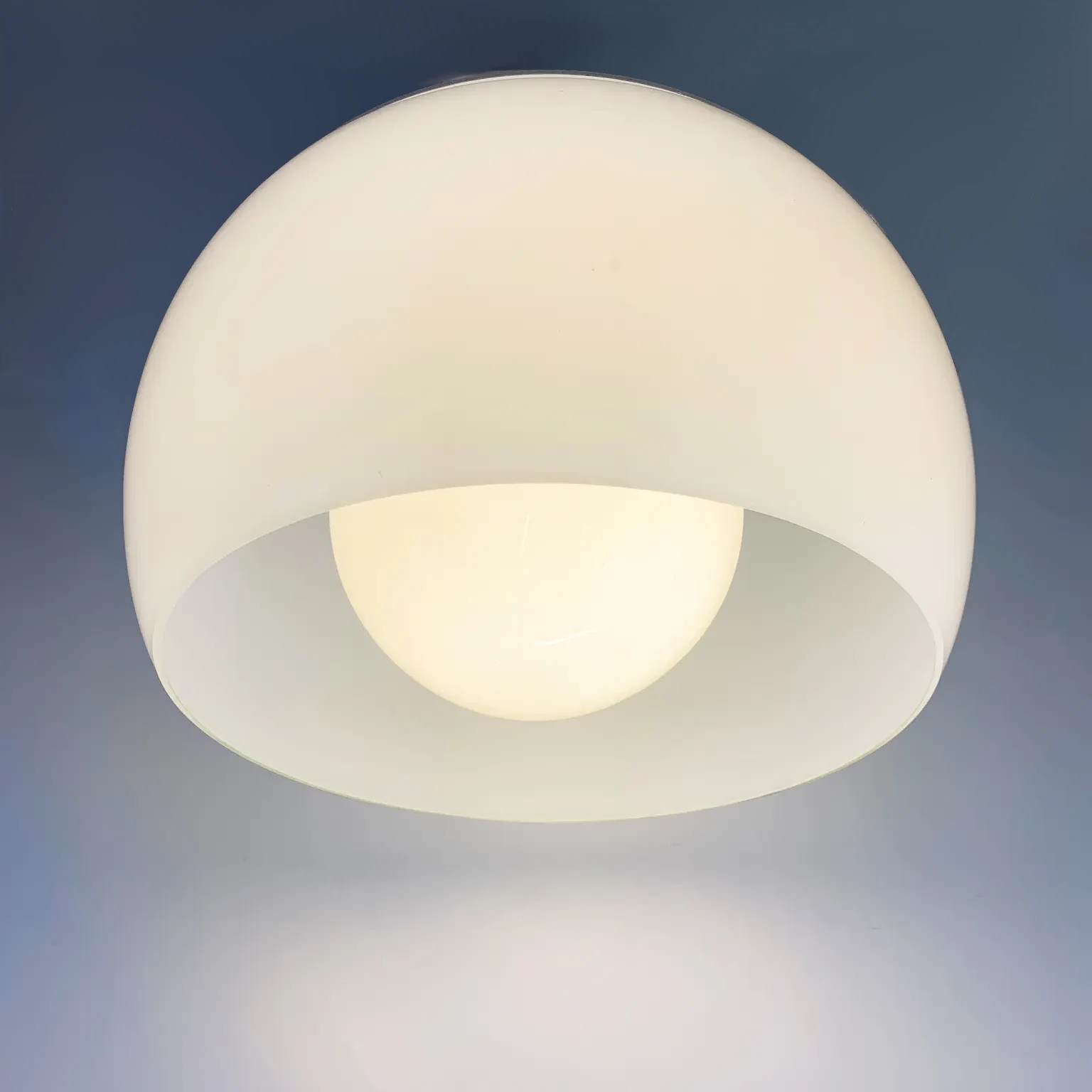 Vico Magistretti per Artemide <br> Lampada a plafoniera mod. Omega, 1962