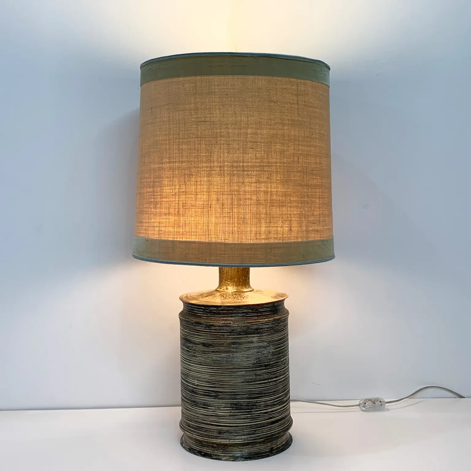 Lorenzo Burchiellaro <br> Lampada da appoggio anni 70 - immagine 2