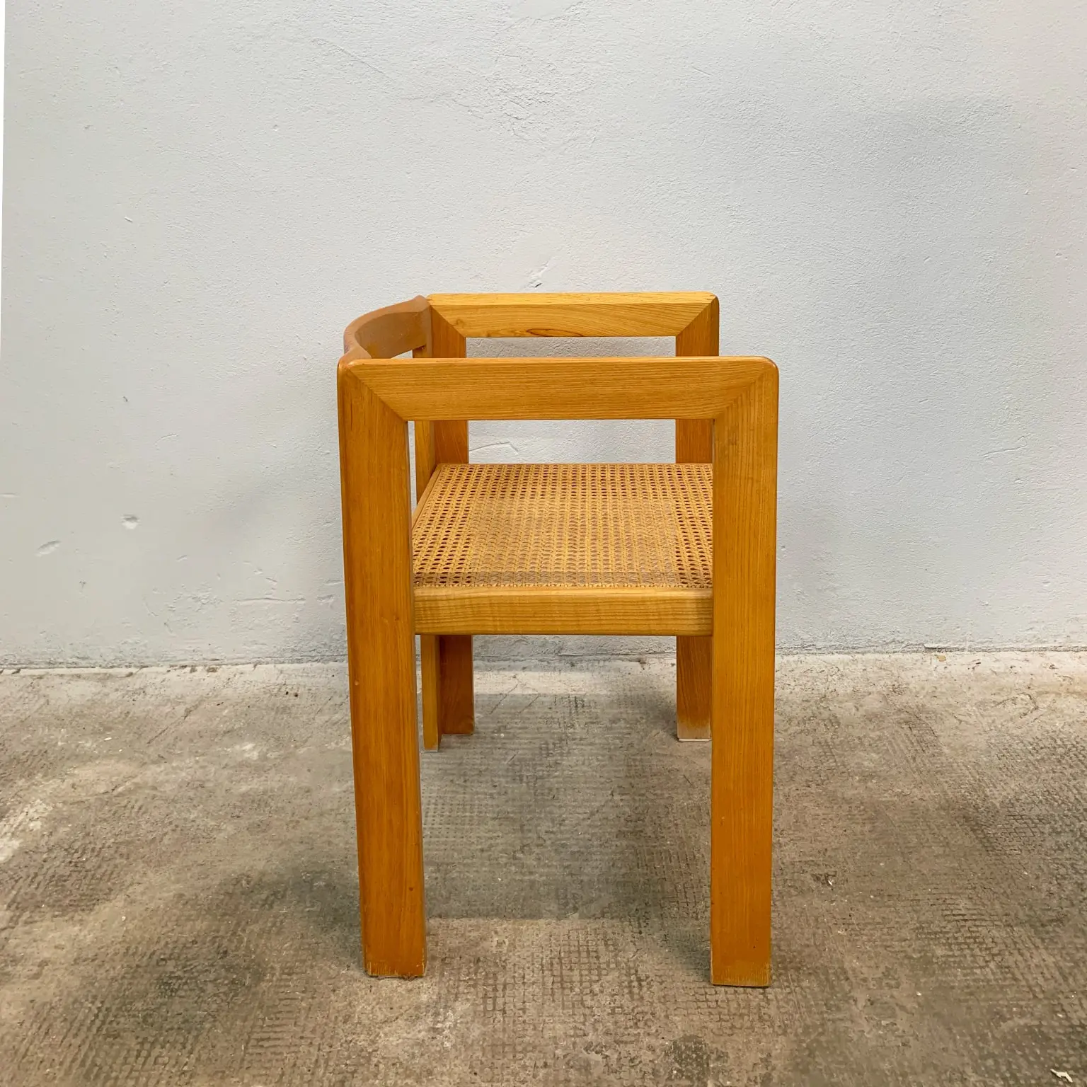 Derk Jan De Vries per Maisa <br> Gruppo di 4 sedie in legno di rovere, anni 70 - immagine 7