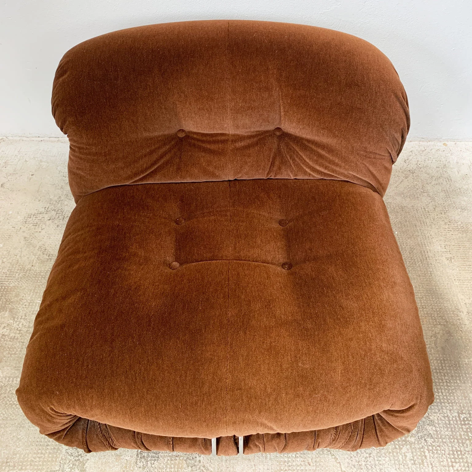 Afra e Tobia Scarpa per Cassina <br> Coppia di poltrone mod. Soriana, anni 70 - immagine 8