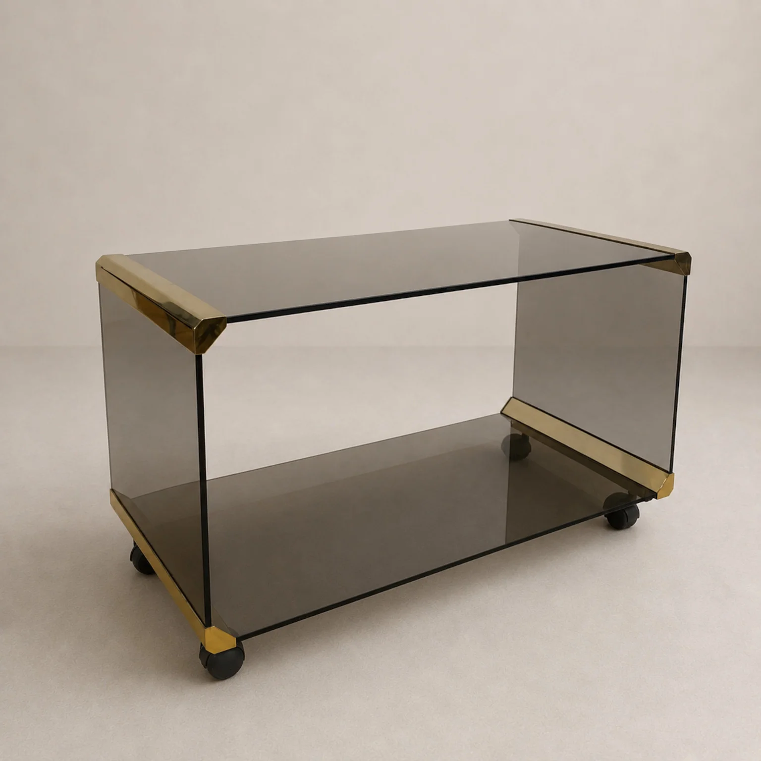Pierangelo Gallotti per Gallotti & Radice <br> Carrello mod. George in vetro fumè, 1975 - immagine 2