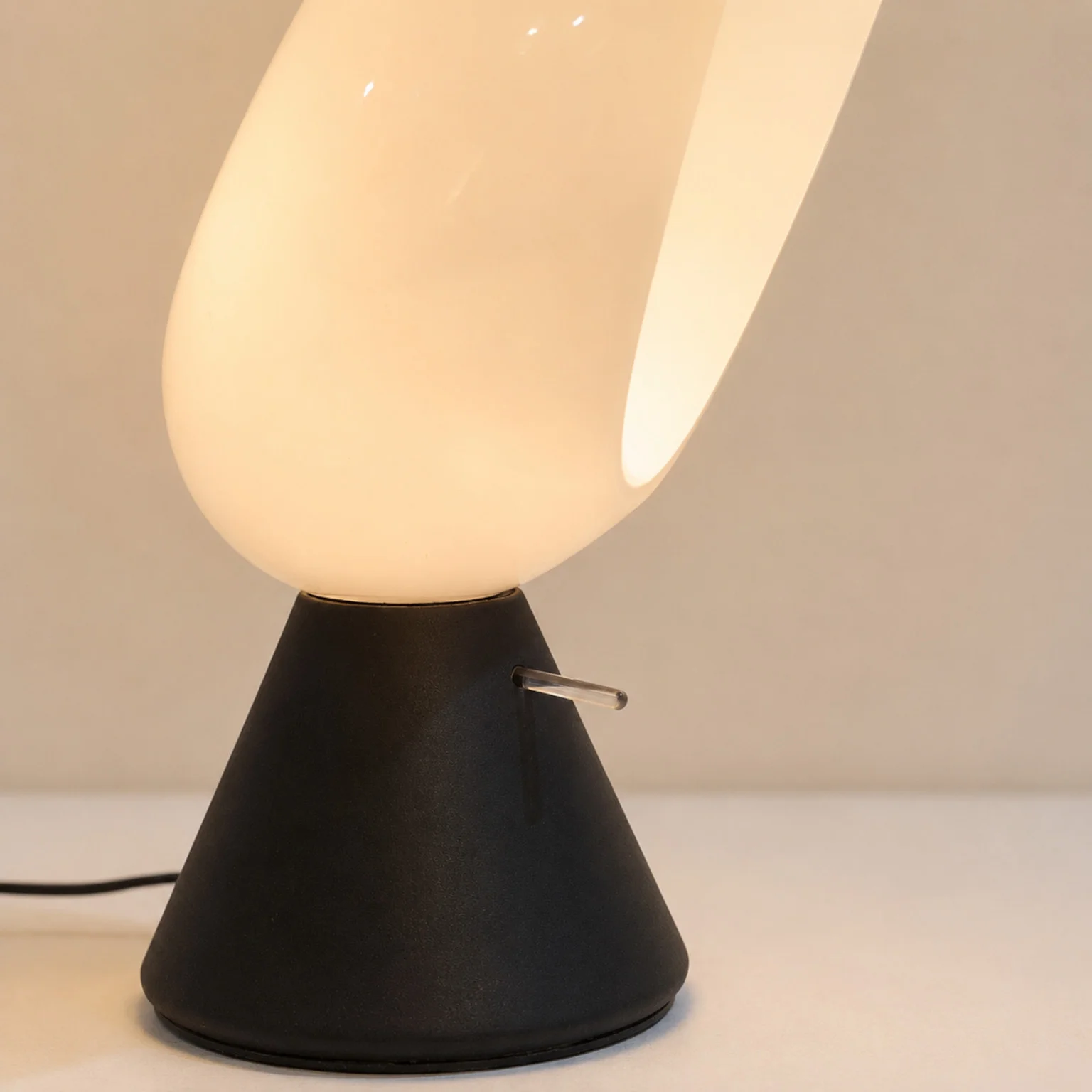 Lampada da appoggio <br> Italia, anni 70 - immagine 6
