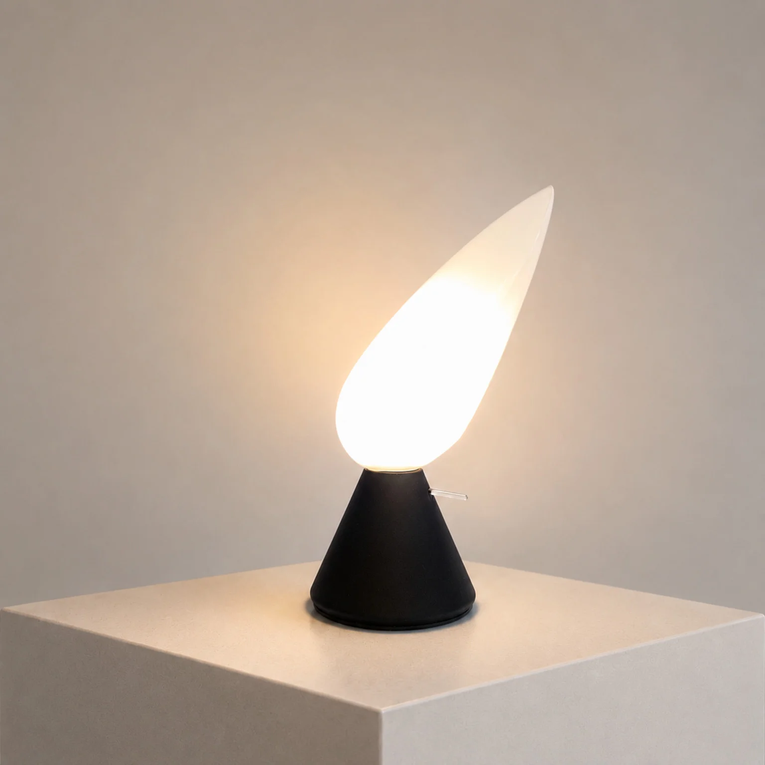 Lampada da appoggio <br> Italia, anni 70 - immagine 7
