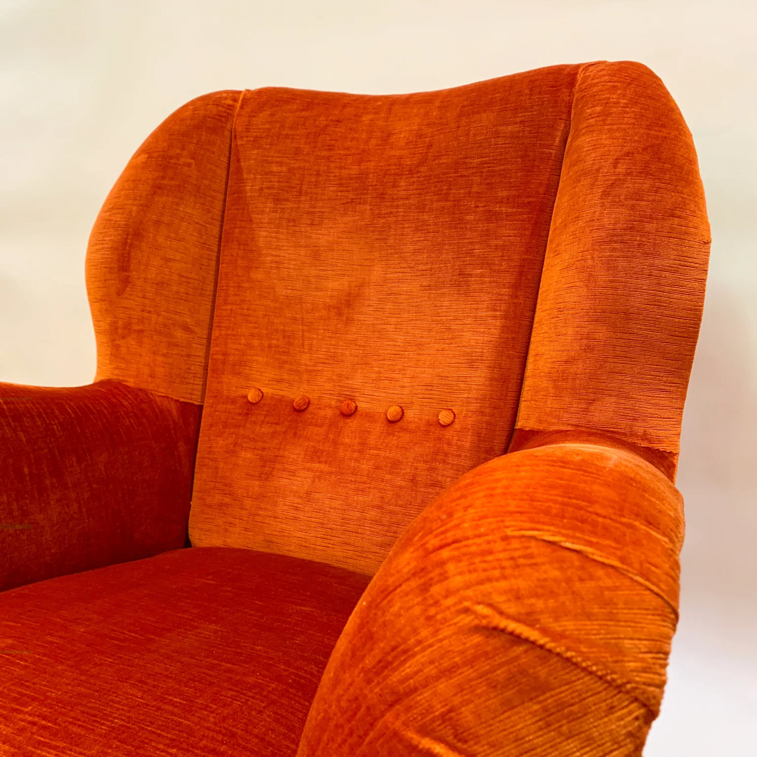Poltrona in velluto rosso <br> Italia, anni 50 - immagine 11